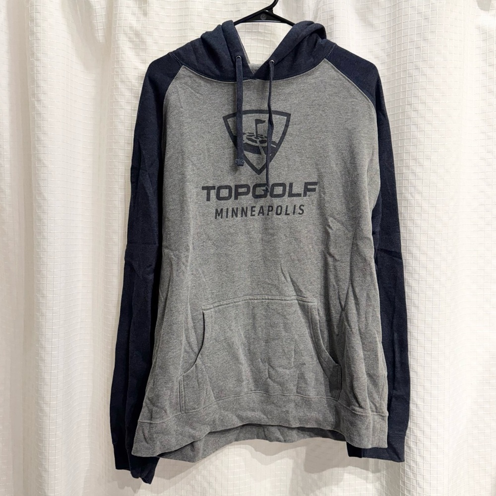 TopGolf Minneapolis Men's Gray & Navy Hoodie
